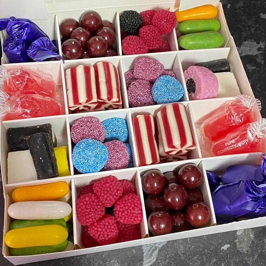 16 section sweet box random selection